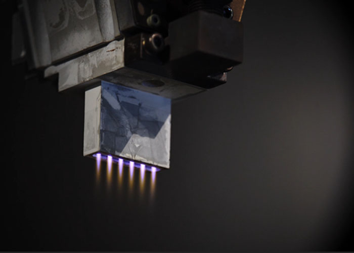 Tough Plasmaのプラズマ照射のズーム写真